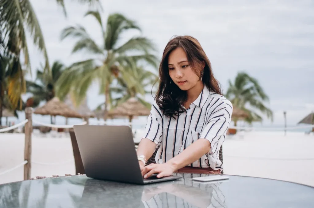Find a Remote Job in Singapore
